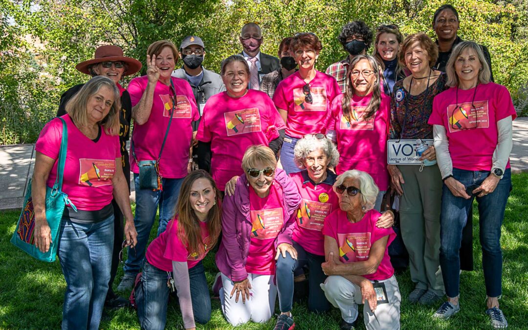 Hundreds in Santa Fe rally in support of reproductive freedom